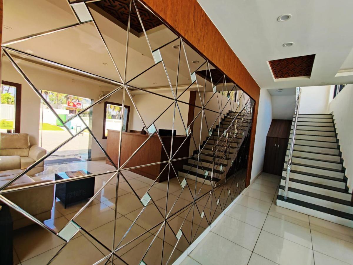 Hotel Airport City Dod Jala ภายนอก รูปภาพ