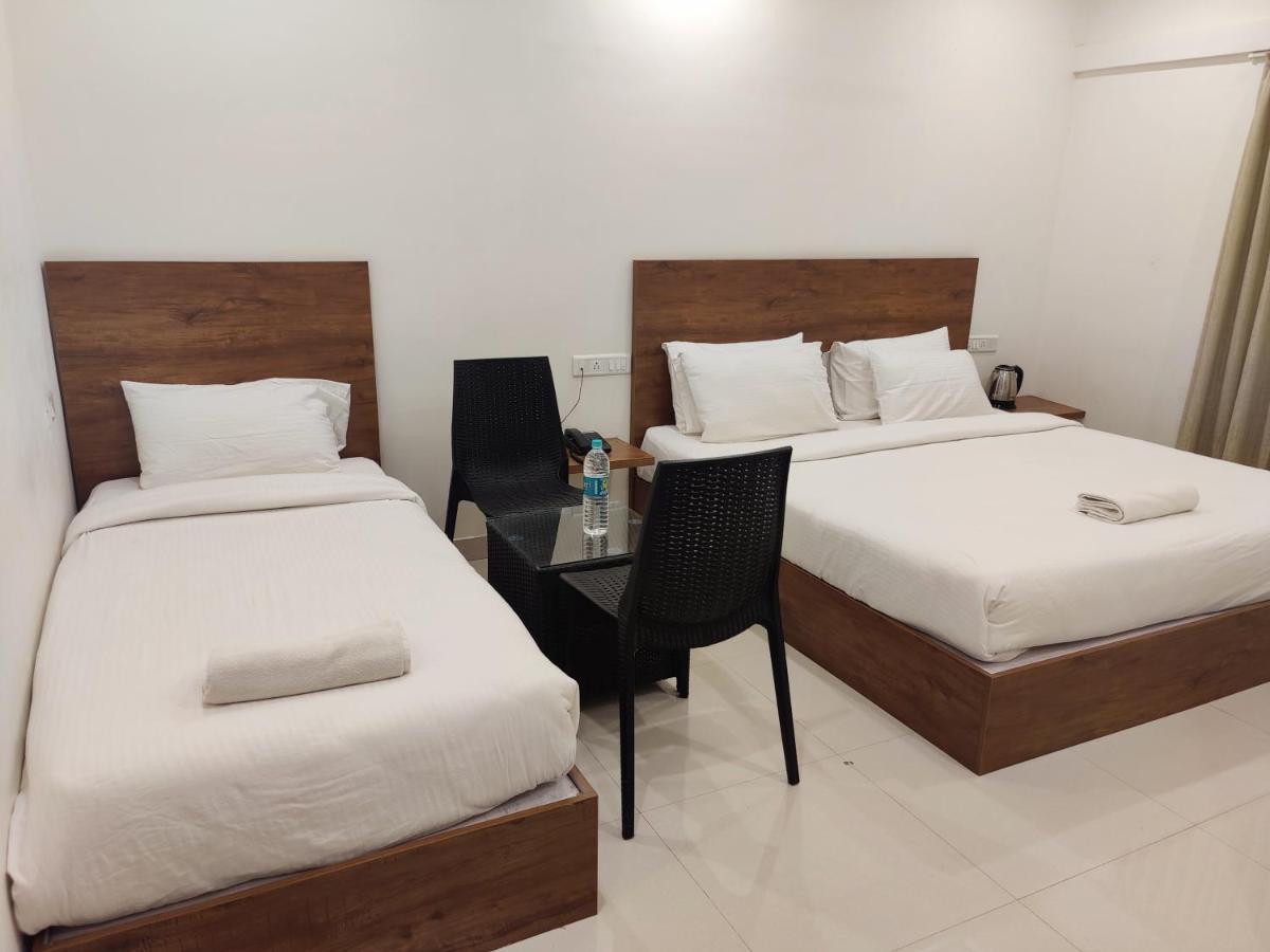 Hotel Airport City Dod Jala ภายนอก รูปภาพ