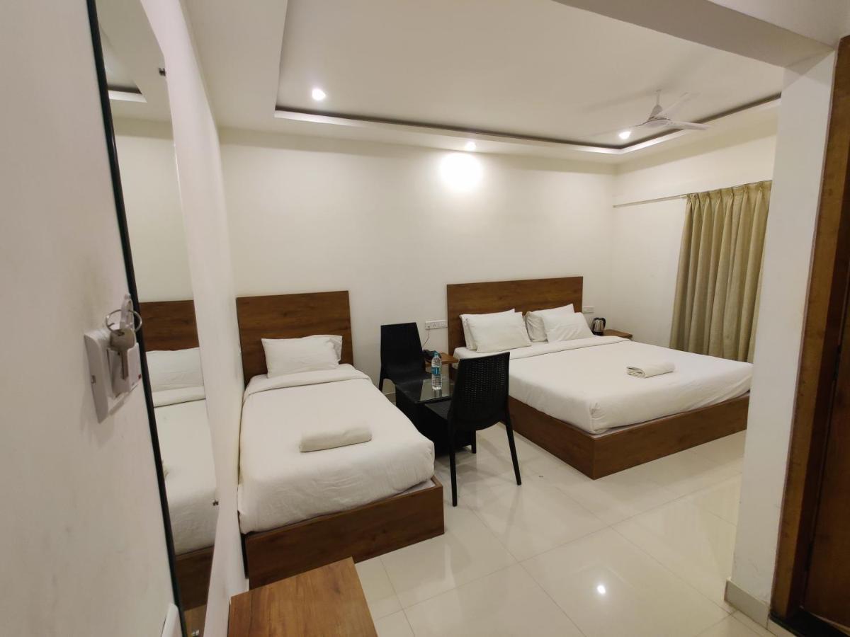 Hotel Airport City Dod Jala ภายนอก รูปภาพ
