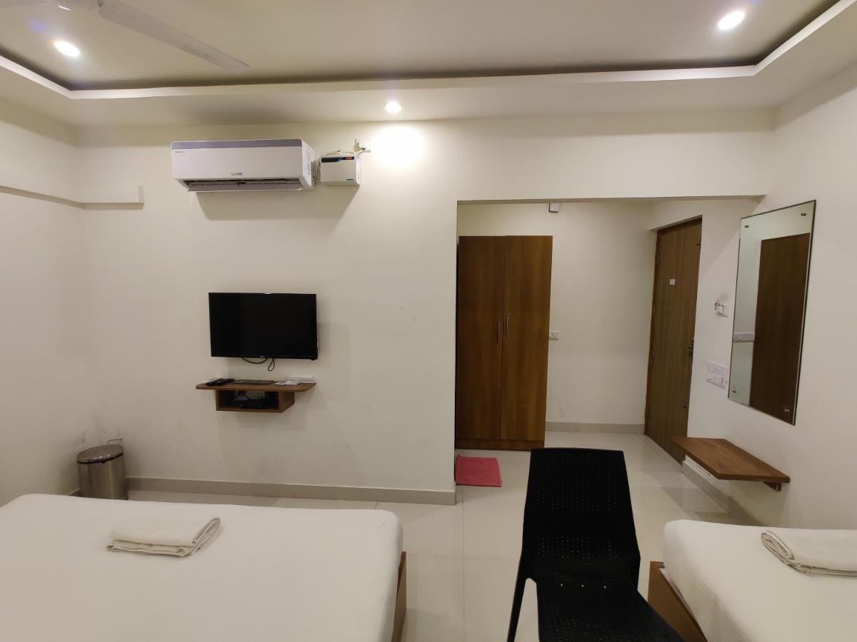 Hotel Airport City Dod Jala ภายนอก รูปภาพ
