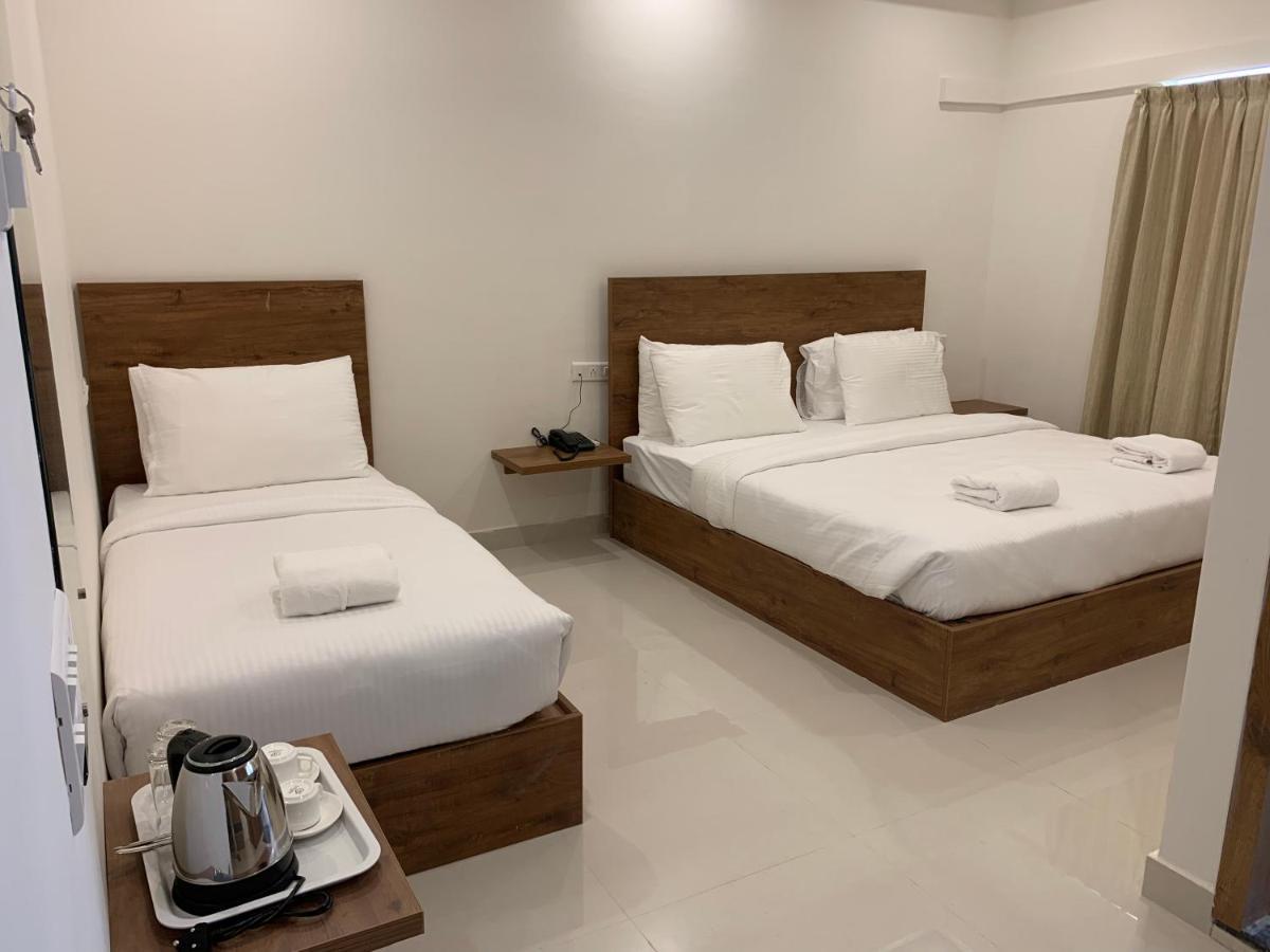 Hotel Airport City Dod Jala ภายนอก รูปภาพ
