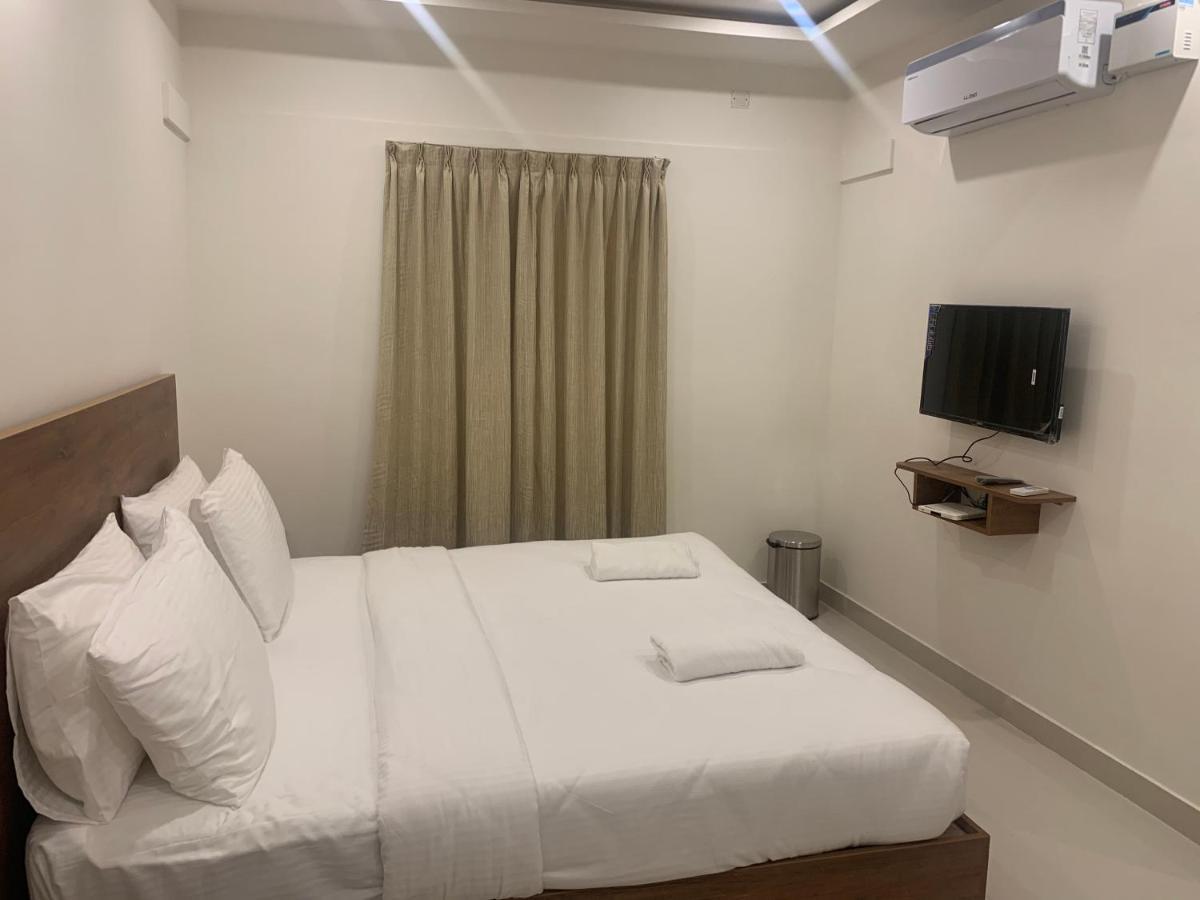 Hotel Airport City Dod Jala ภายนอก รูปภาพ